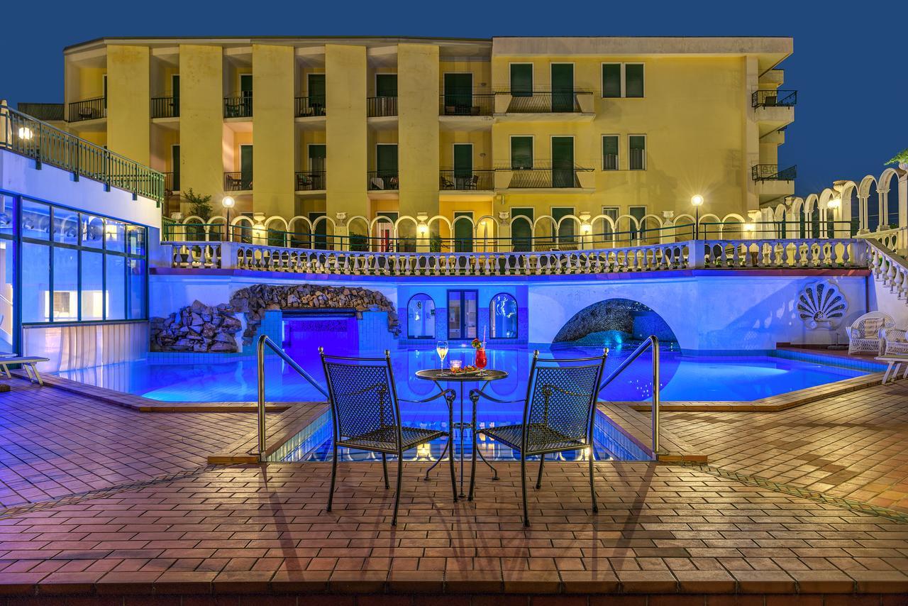 מונטגרוטו טרמה Hotel Terme Olympia מראה חיצוני תמונה